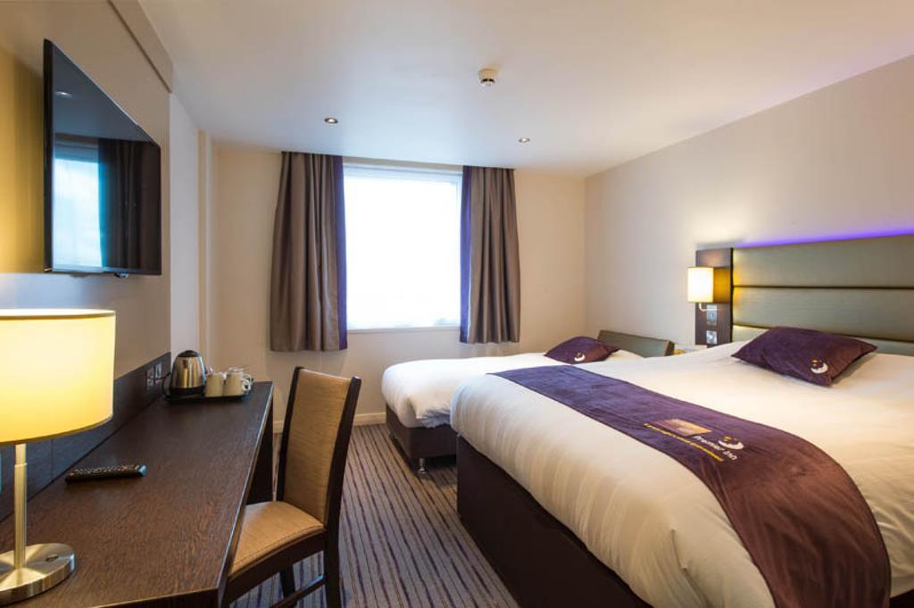 Premier Inn Edinburgh A1 - Newcraighall Exterior photo